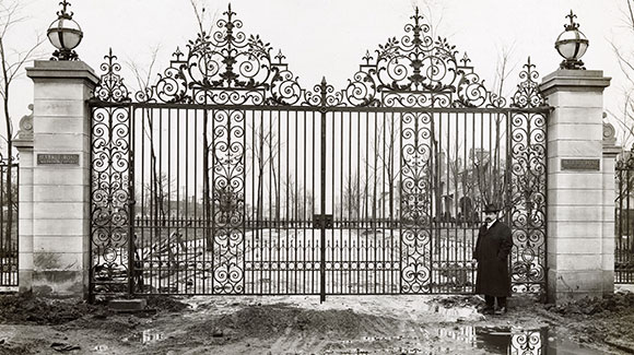 Joy/Beverly Park subdivision entry gates photo